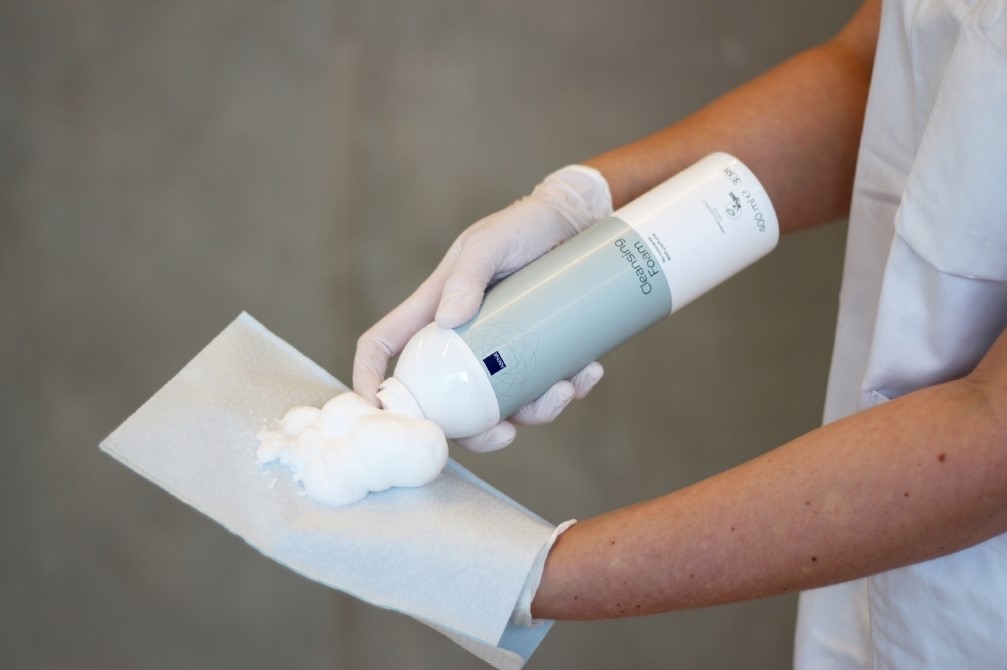 Pianka myjąco-dezynfekująca 400ml ABENA - obrazek 2