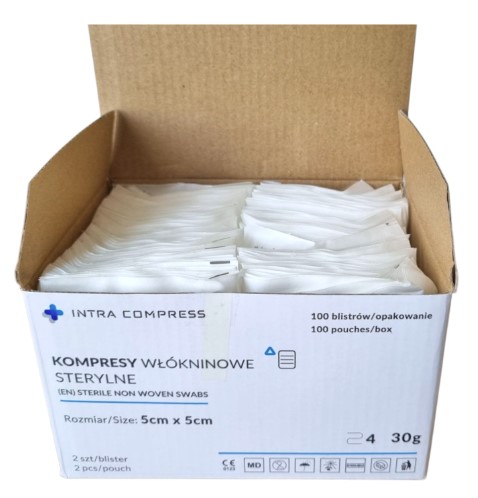 Kompres włókninowy jałowy 4W 5*5cm a'2szt blister 100szt